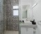 Badezimmer 1 mit gro&szlig;er Dusche 