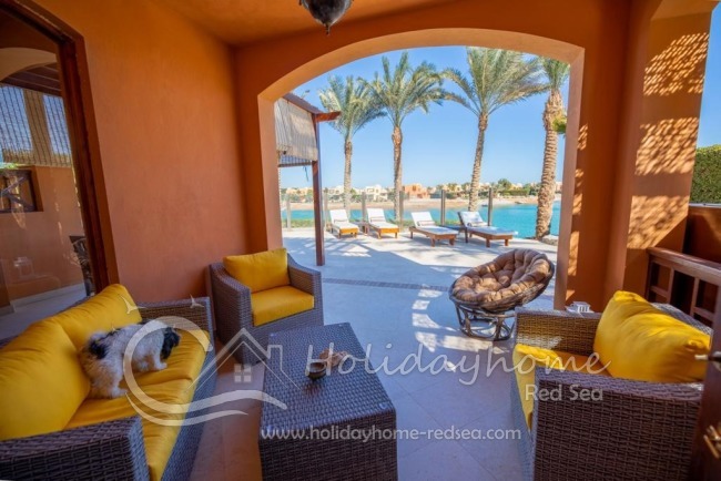 Blick von der Terrasse auf die Lagune