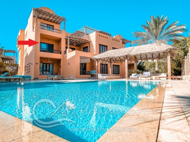 Apartment auf der ersten Etage mit schönem Poolblick