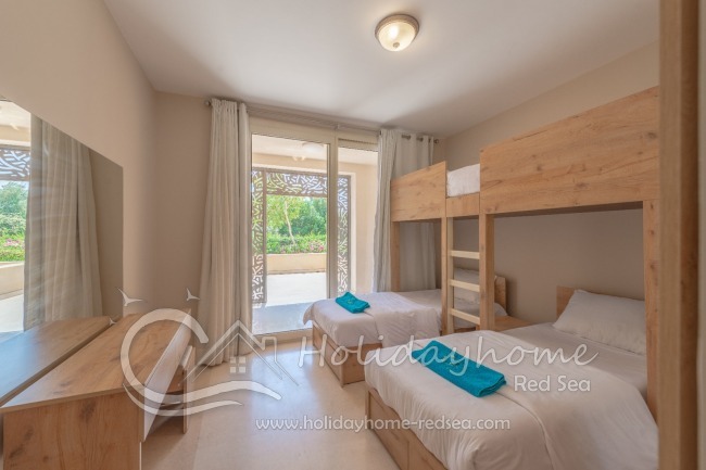 Drittes Schlafzimmer mit zwei Einzelbetten