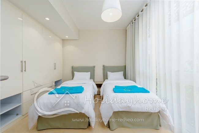 Schlafzimmer 2 mit zwei Einzelbetten