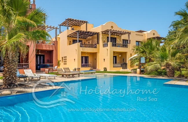 Fantastisches Townhouse mit großen Gemeinschaftsppol.