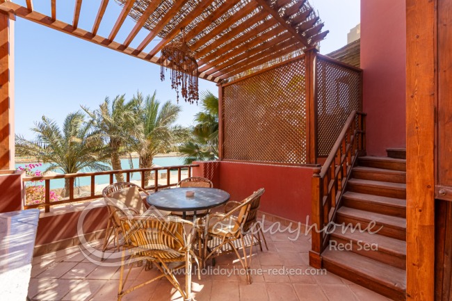 Balkon auf der ersten Etage mit Lagunenblick
