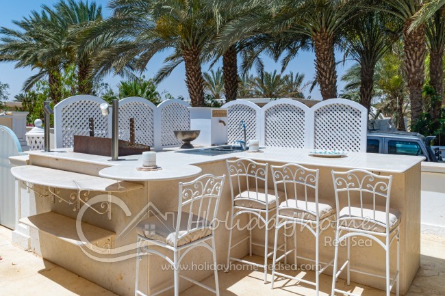 Au&szlig;enk&uuml;che mit Grill