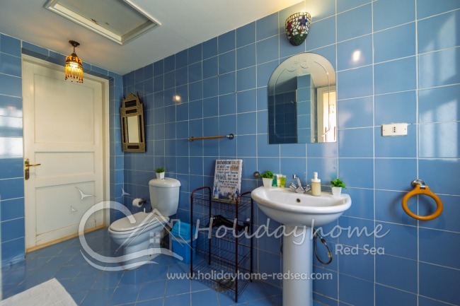 Badezimmer mit Badewanne