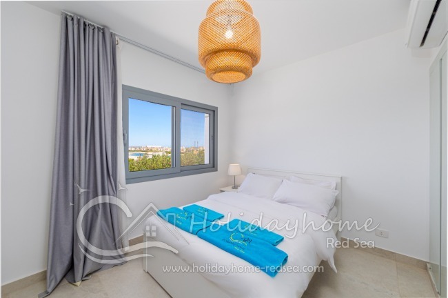 Hauptschlafzimmer 1